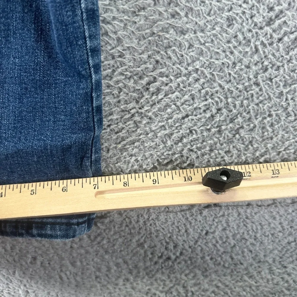 Levis there discrepancy
